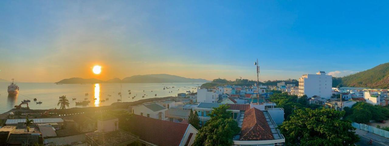 Aqua Seaview Hotel Nha Trang Exterior photo