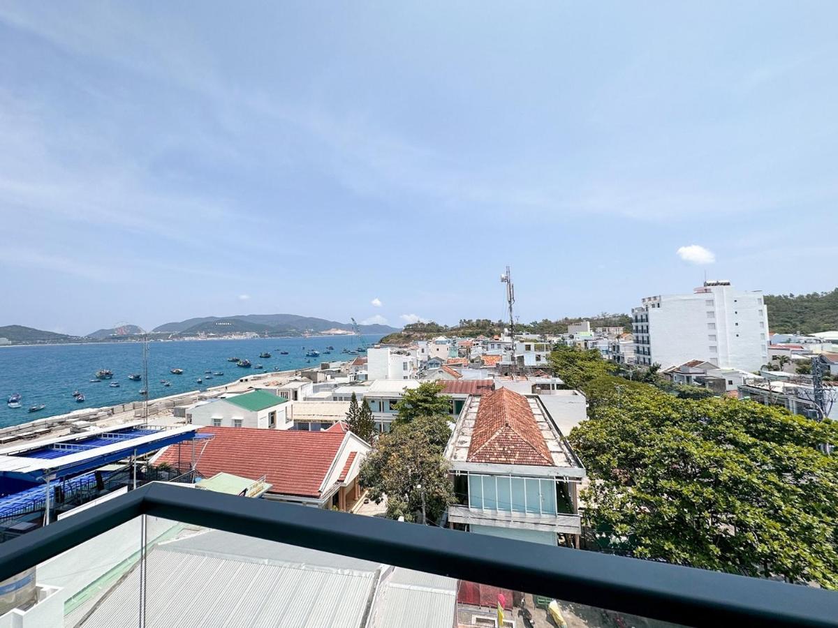 Aqua Seaview Hotel Nha Trang Exterior photo