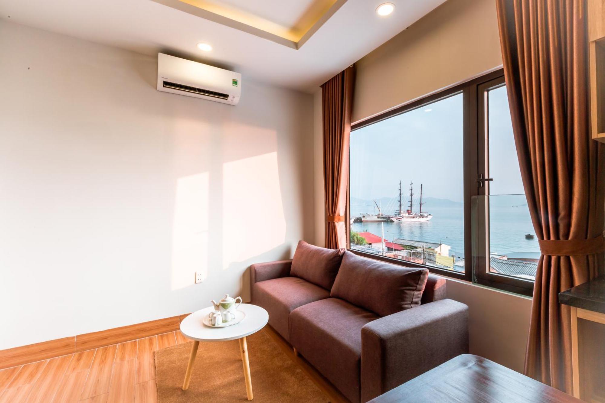 Aqua Seaview Hotel Nha Trang Exterior photo