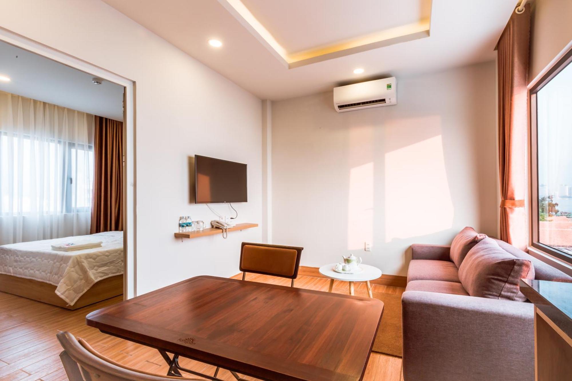 Aqua Seaview Hotel Nha Trang Exterior photo