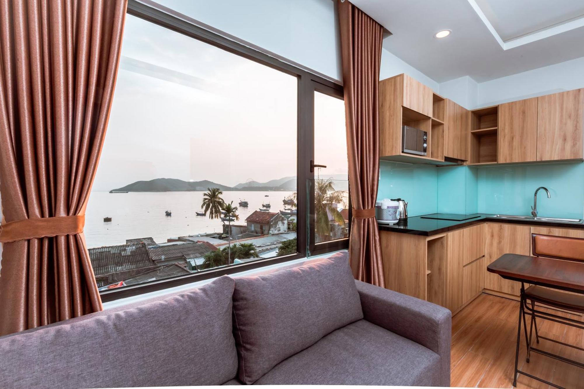 Aqua Seaview Hotel Nha Trang Exterior photo