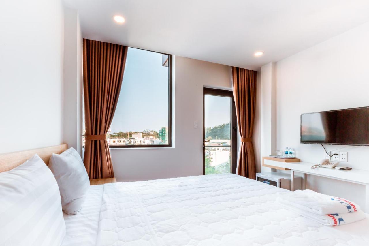 Aqua Seaview Hotel Nha Trang Exterior photo