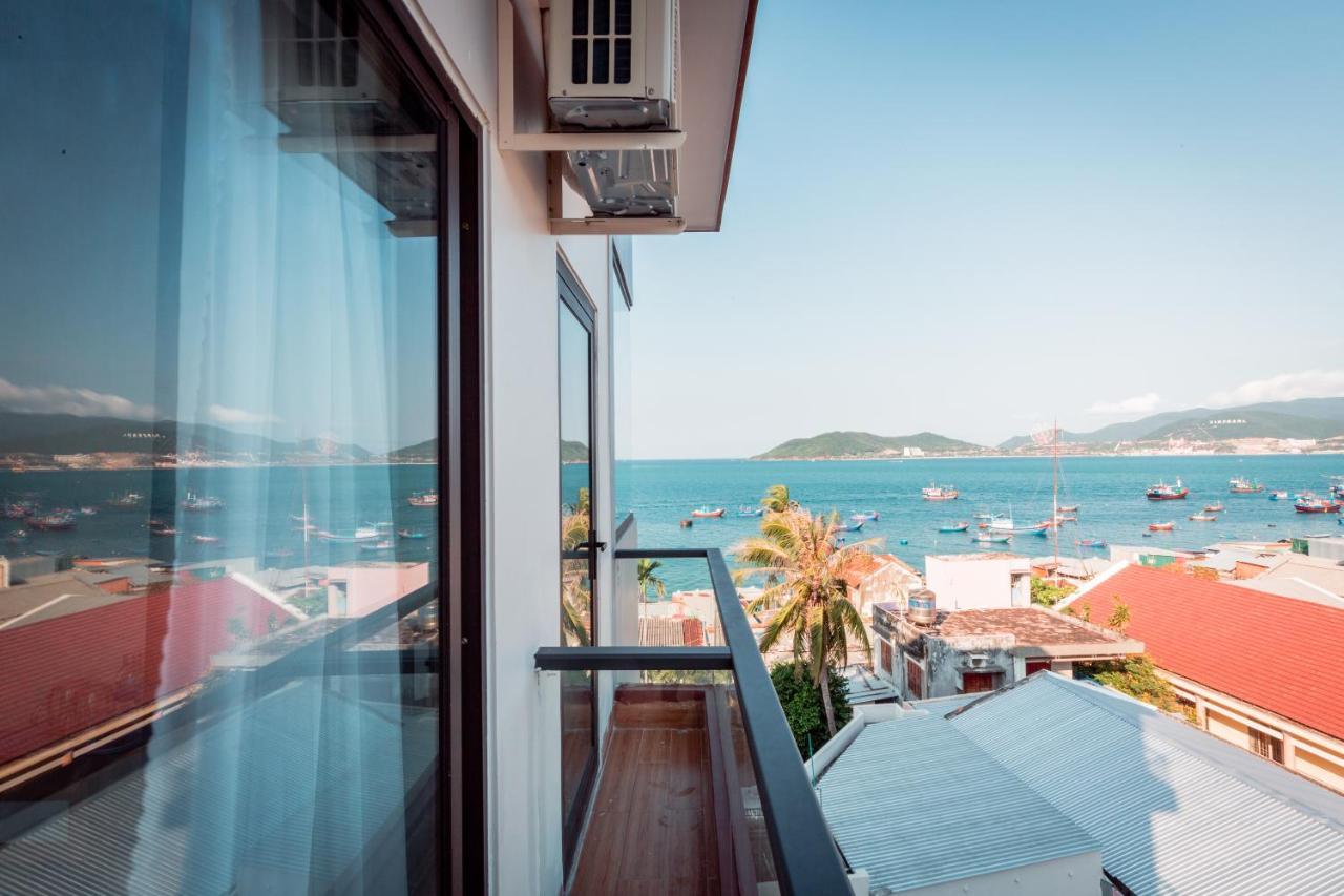 Aqua Seaview Hotel Nha Trang Exterior photo
